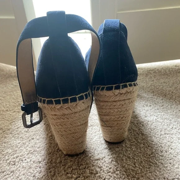 Splendid Navy Ruffle Wedges - Picture 2 of 4